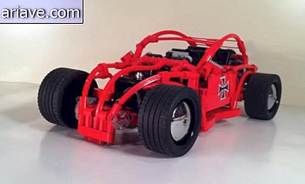 Büyük insanlar oyuncak: Bu LEGO uzaktan kumanda arabasını kontrol edin