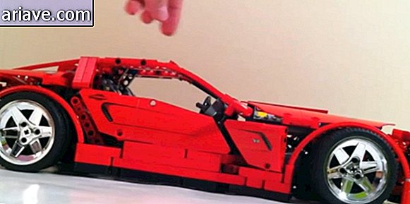 Giocattolo per grandi persone: dai un'occhiata a questo carrello per telecomando LEGO