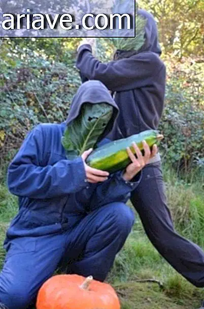 Muži ovládajúci zeleninu