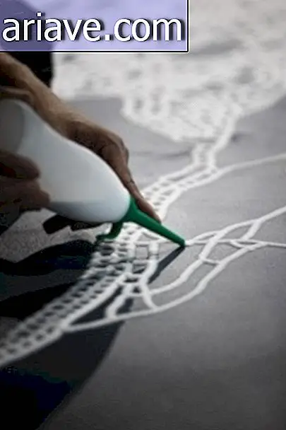 Salt Maze: l'artista crea opere incredibili con le proprie mani