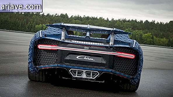 LEGO ehitab Bugatti Chironi elusuuruses funktsionaalse koopia