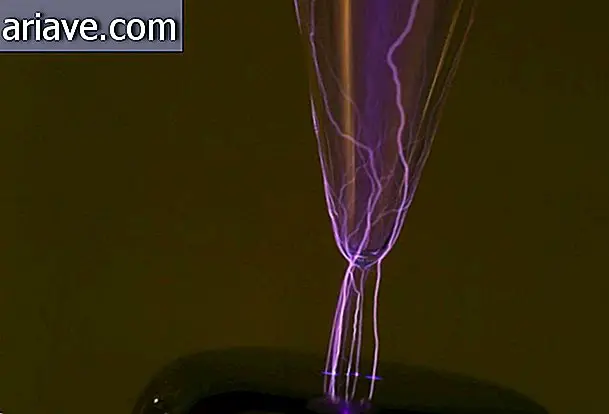 Tesla-kela: Katso 'Lightning Micro Storm' valokuvista