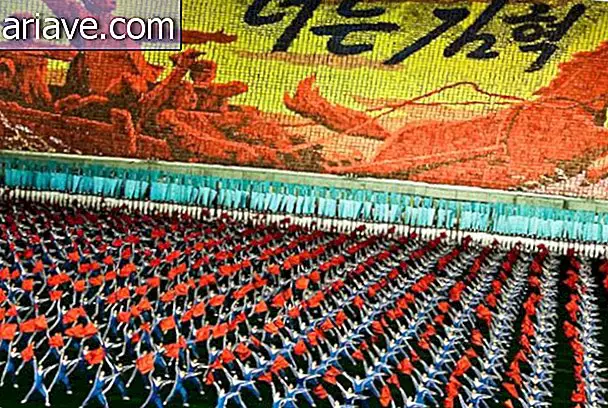 Los fantásticos mosaicos humanos de Corea del Norte [galería]