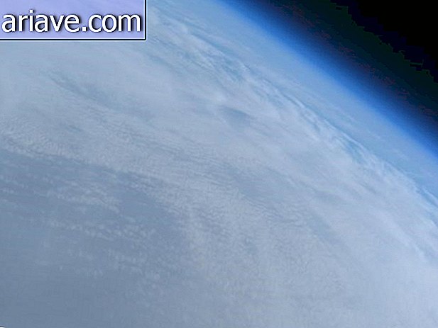 Học sinh ghi lại hình ảnh của Trái đất ở 34.000 mét [bộ sưu tập]