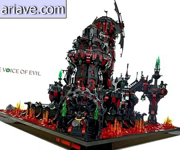 Glas zla: Oglejte si to impresivno trdnjavo LEGO [galerija]