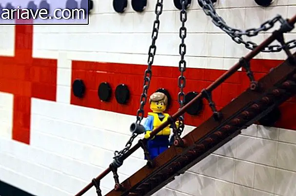 Neverjetno: Oglejte si repliko bolniške ladje, narejeno s 100.000 LEGO kosov