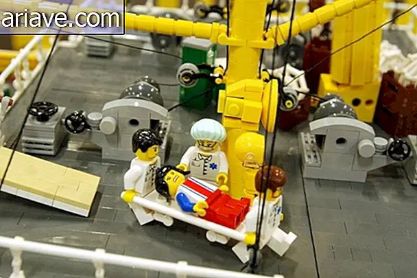 Niesamowite: sprawdź replikę statku szpitalnego wykonaną ze 100 000 elementów LEGO