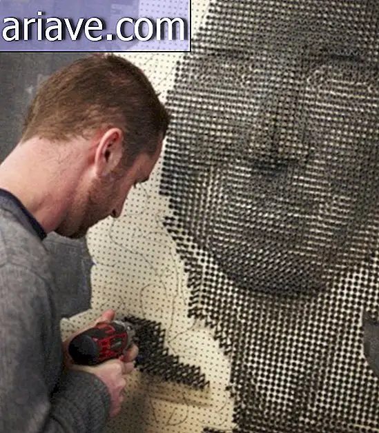 Kunstnik loob kruvidega tehtud kolmemõõtmelisi portreesid