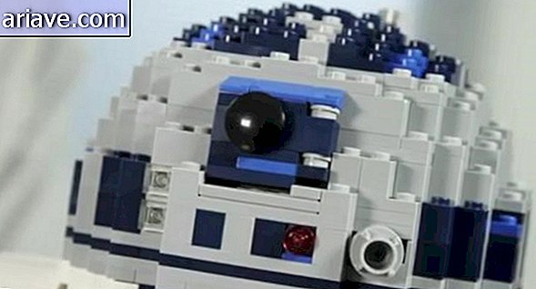 Aici vine noul LEGO R2-D2
