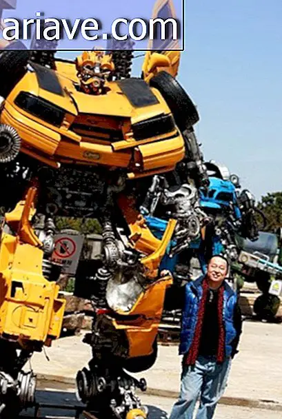 Transformers freaks create theme park in China