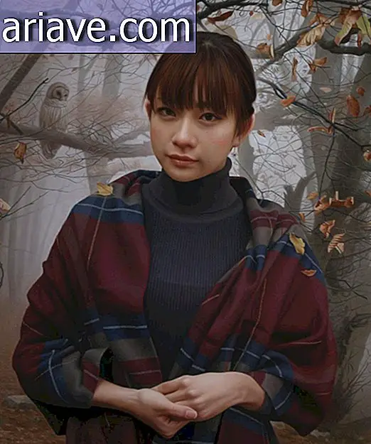 Japans meisje in een bos