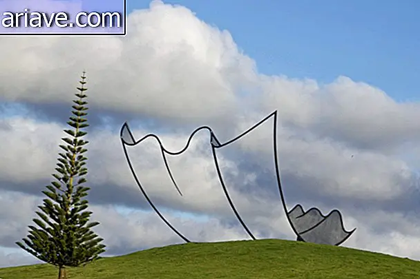Скульптура Ніла Доусона