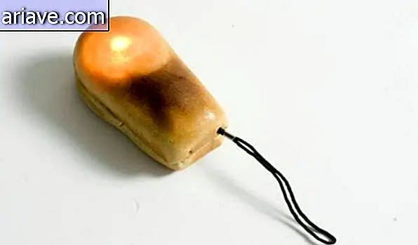 ผู้ออกแบบสร้างอุปกรณ์ทำขนมปังอิเล็กทรอนิกส์ [คลังภาพ]
