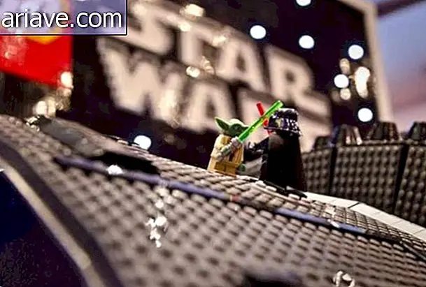 Orgle, narejene iz LEGO, spremenijo Vojne zvezd v glasbo