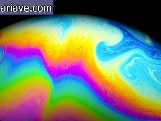 Lernen Sie das psychedelische Sonnensystem aus Seifenblasen kennen [Galerie]