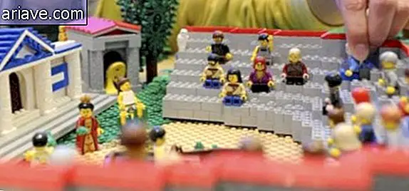 A čo návšteva výstavy LEGO o ľudských dejinách?