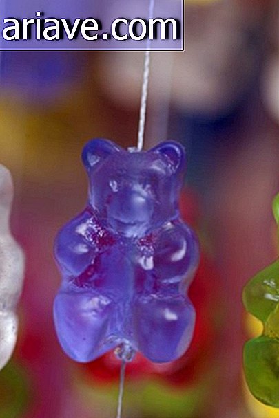 Qui ne veut pas manger la lampe Gummi ours en peluche comme ça?