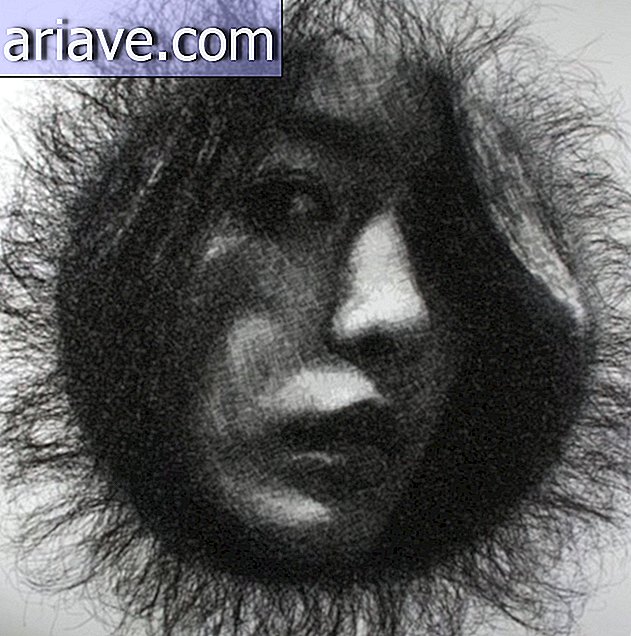 Umelec vytvára úžasné portréty s pletenými niťami