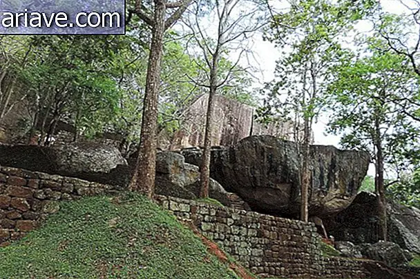 सिगिरिया: श्रीलंकाई प्लेबॉय राजा द्वारा बनाई गई सुंदर अपव्यय