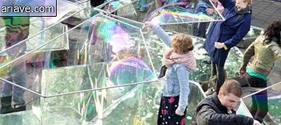 Wat dacht je van een gebouw gemaakt van zeepbellen?