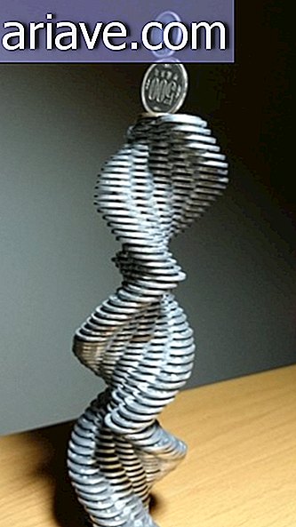 Tämän japanilaisen taiteilijan kolikoilla tekemät veistokset uhmaavat painovoimaa