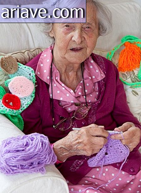 A los 104 años, Grace Brett parece ser la artista callejera más antigua del mundo.