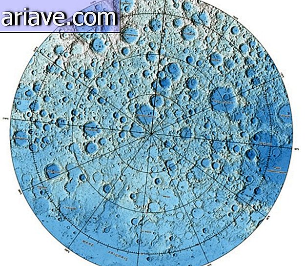 New moon -kuvien avulla voit tutkia satelliitin pintaa yksityiskohtaisesti