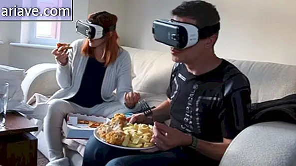 Mann und Frau verbringen zwei Tage hintereinander in der virtuellen Realität