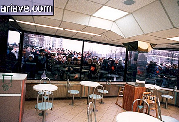 Szovjet McDonald's: A lánc első üzletének megnyitása Moszkvában, 1990-ben