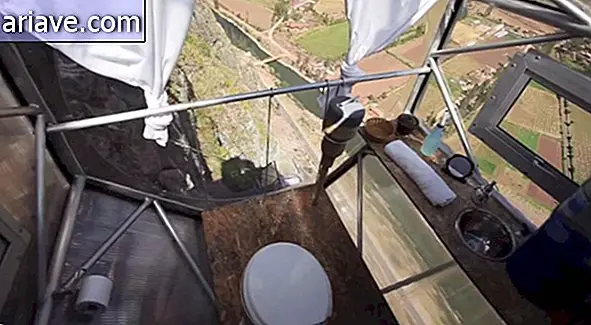 ¿Qué tal dormir en una cápsula transparente de 122 metros de altura? [video]