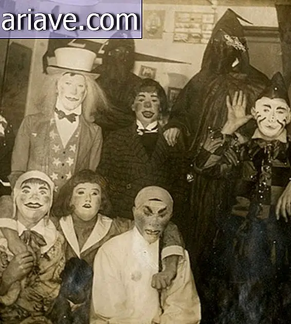 44 bizarre Fotos, die beweisen, dass Halloween einmal zu gruselig war