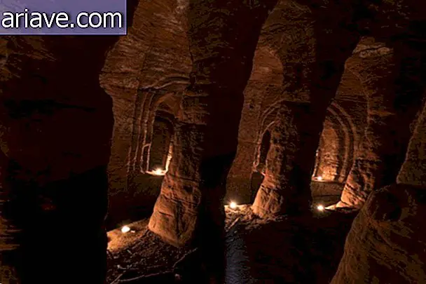 Eventyrland: Burrow Leading to a Underground Medieval Temple
