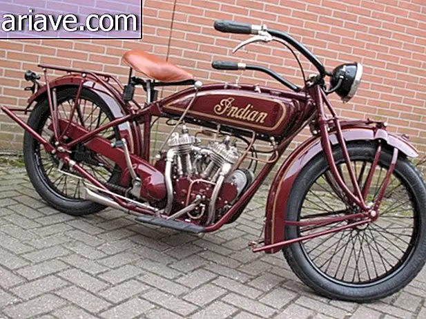 Indian Scout 1922, the model used by Afonso Lange