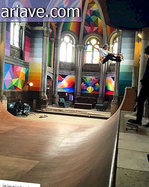 Schauen Sie sich die hundertjährige Kirche an, die zu einem fantastischen Skatepark geworden ist