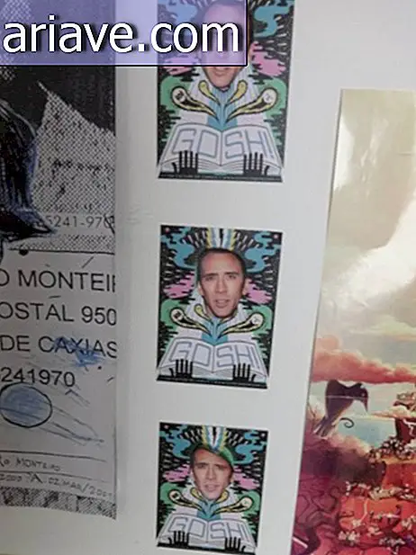 Manden finder over 600 fotos af Nicolas Cage spredt rundt i huset