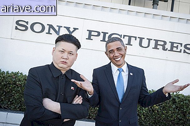 Good in Los Angeles: Obama and Kim Jong-un stroll around town