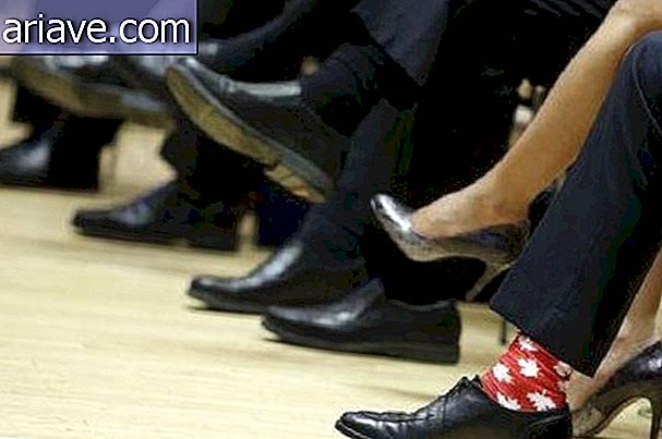Fußpatriotismus: Der Premierminister hat auch ein Paar Socken, die von der kanadischen Flagge inspiriert sind