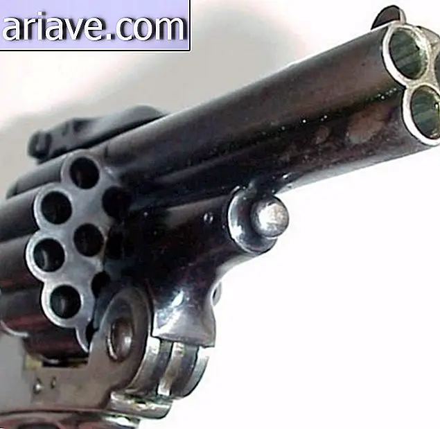 Tre-tønnet revolver tillater skudd som betyr viss død