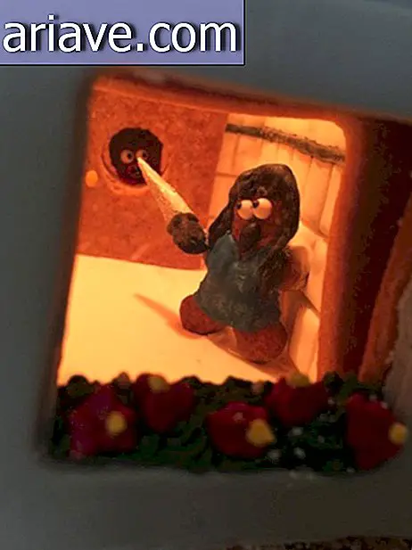La famiglia ricrea hotel e scene di "The Shining" usando caramelle e biscotti