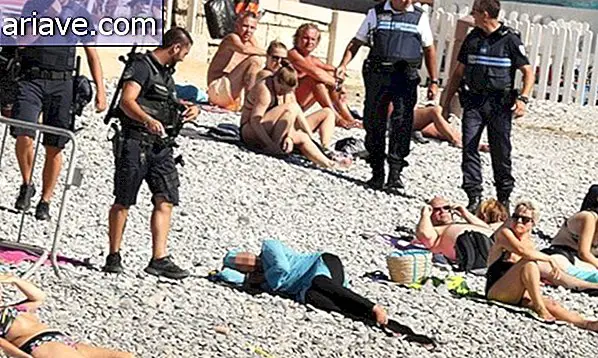 Can the French police force Muslim women not to wear burkini?