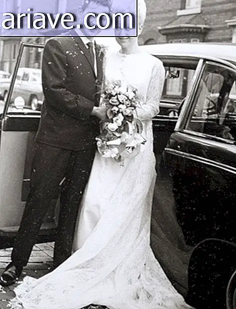 Pri príležitosti osláv 50 rokov manželstva majú pár rovnaké oblečenie ako v roku 1966