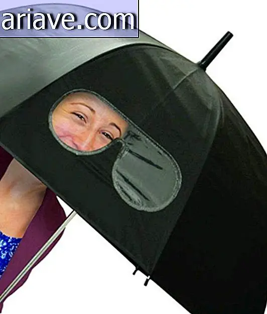 Regenschirm mit Visier