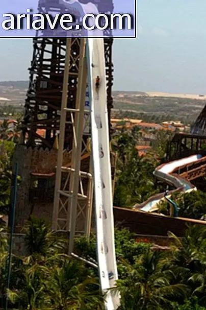 Самые большие и быстрые слайды в мире в Бразилии [видео]