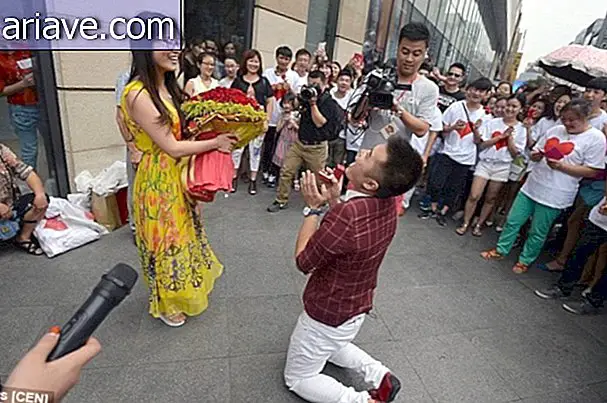 Číňania boli zatknutí za manželstvo so svojou priateľkou na verejnosti