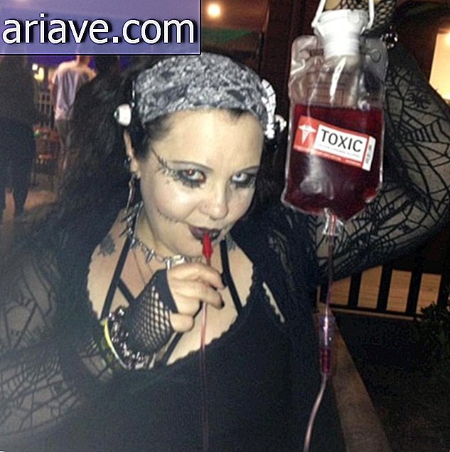Deze "vampier" eet elke week het bloed van haar vriendje en zonnebaadt niet