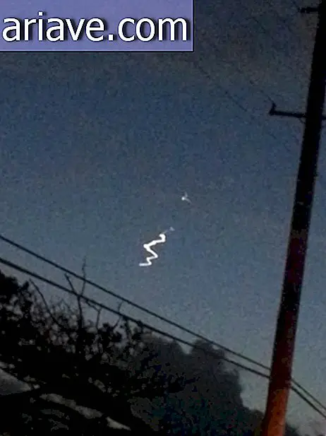 Mystisk UFO blir fanget på Hawaiis himmel