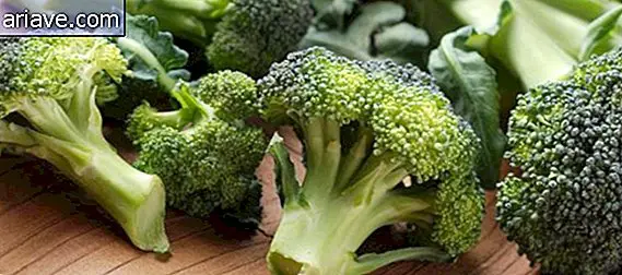 Košček brokolija